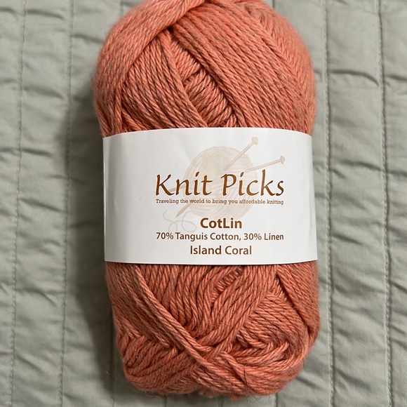 Six Knit Picks Yarns and Knitting Needles - Picture 9 of 15